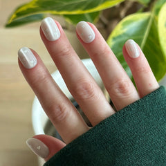 Velvet Pearly Hearts - Tab Press On | Extra Short | Round