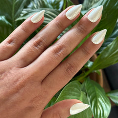 White Jelly Chrome - Press-On | Medium | Stiletto