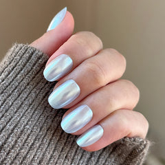 Sky Chrome - Press-On | Short | Round