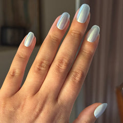 Sky Chrome - Press-On | Short | Round